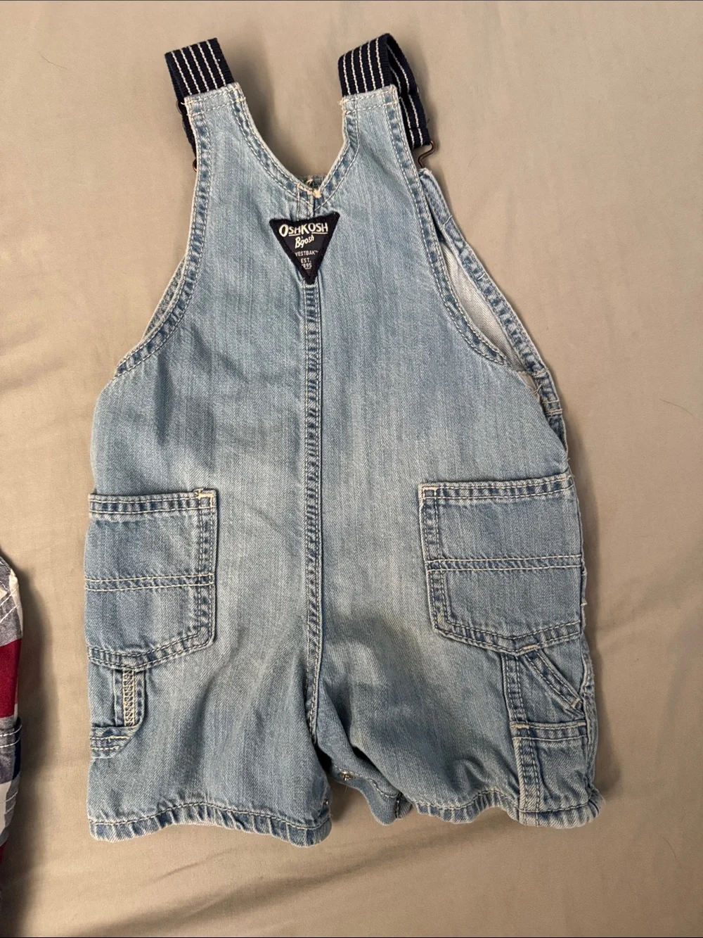 OshKosh Bgosh this both